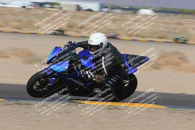 media/Oct-08-2022-SoCal Trackdays (Sat) [[1fc3beec89]]/Turn 9 Inside (10am)/